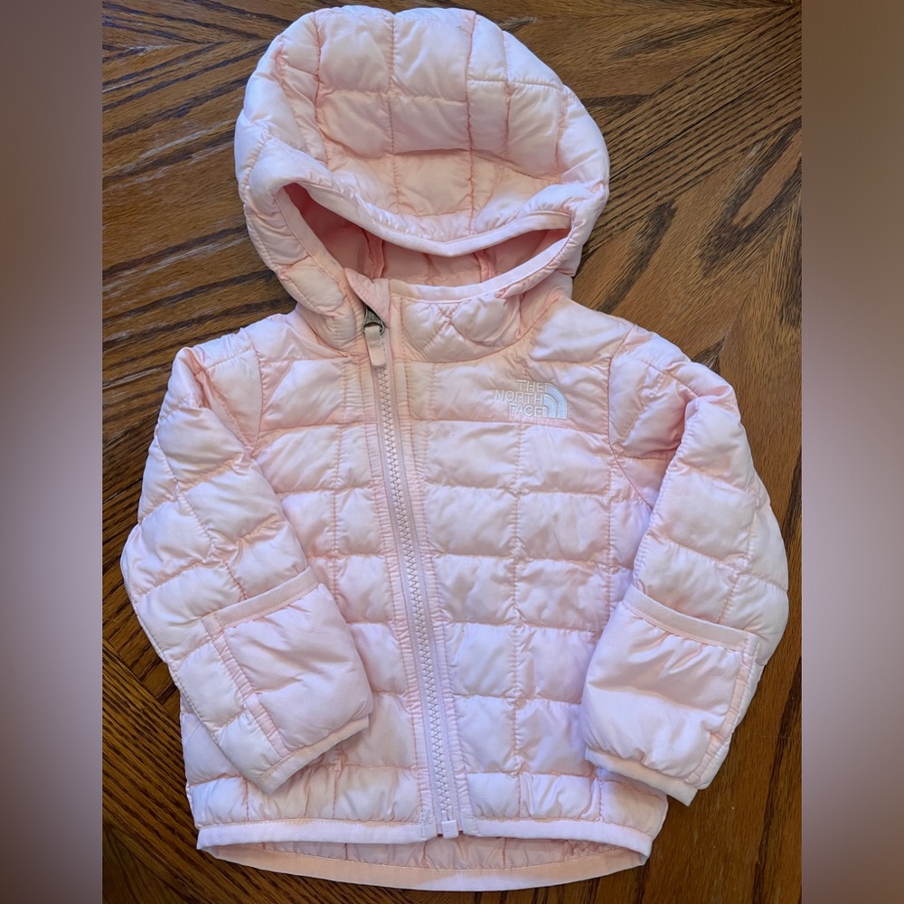 North Face Lightweight Puffer Coat - Size: 3-6M